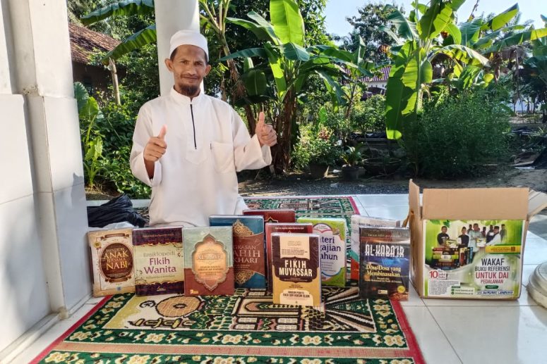 wakaf buku referensi