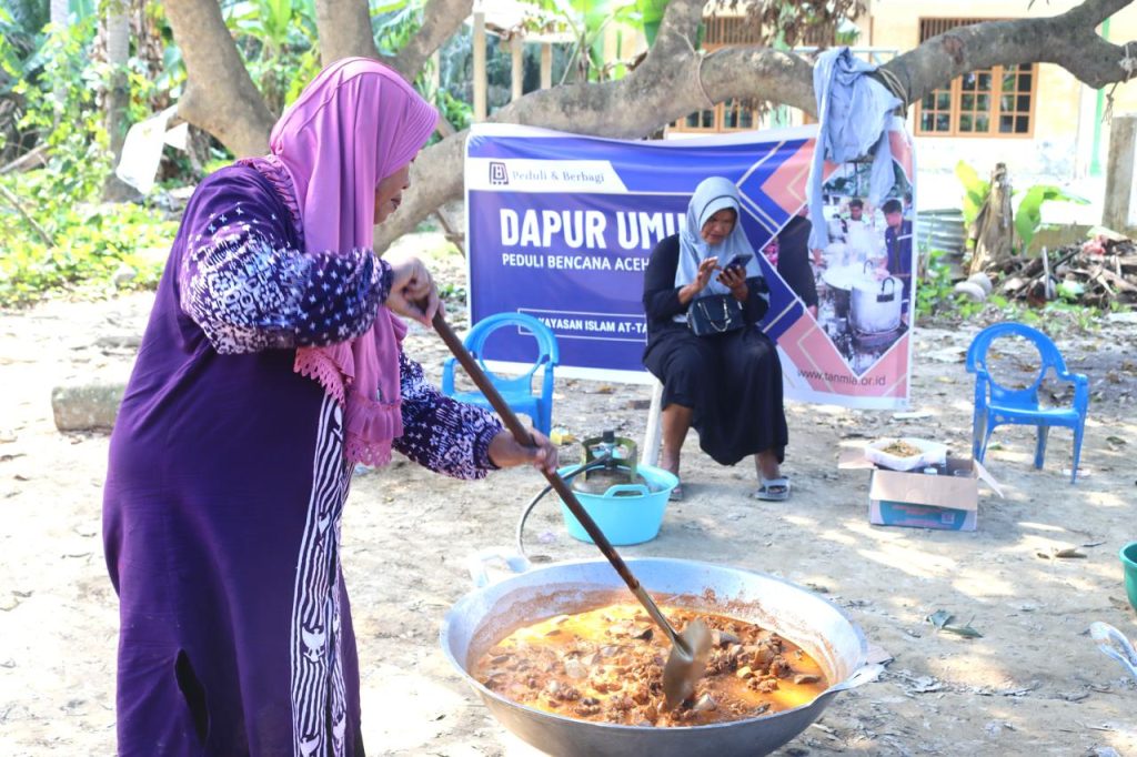 dapur-umum-banjir-bbandang